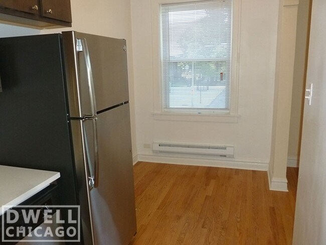 Foto del edificio - 2934 W Palmer St