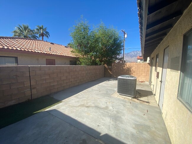 Building Photo - 32415 Pueblo Trl