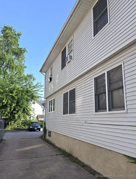 Building Photo - 307 Tolland St