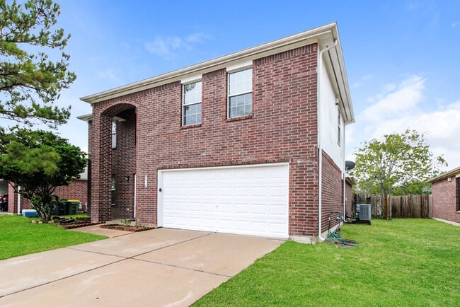 Building Photo - 5410 McKinley Ct