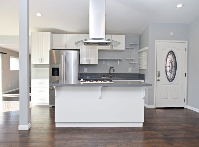 Building Photo - “Your Peaceful Retreat Awaits – Beautiful ...