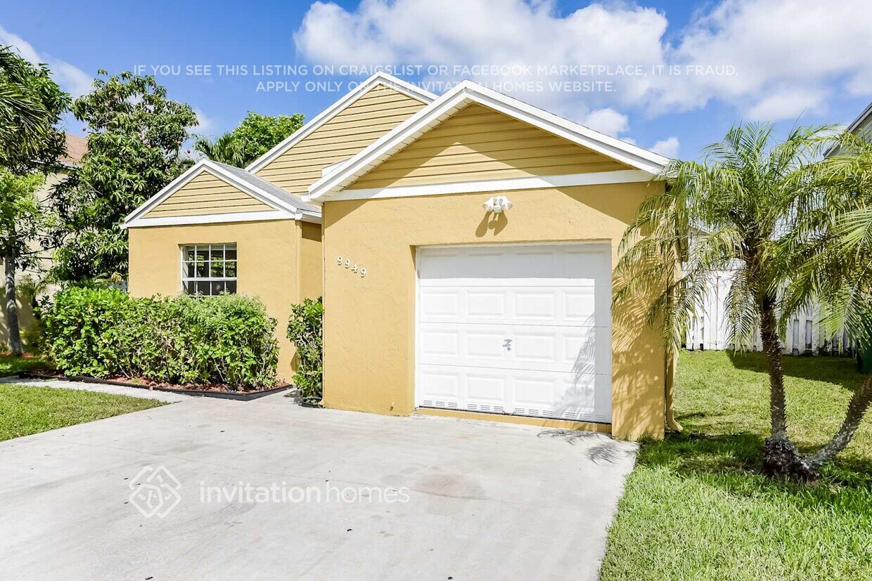 Foto principal - 9949 W Daffodil Ln