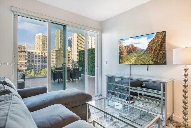 Foto del edificio - 321 NE 26th St