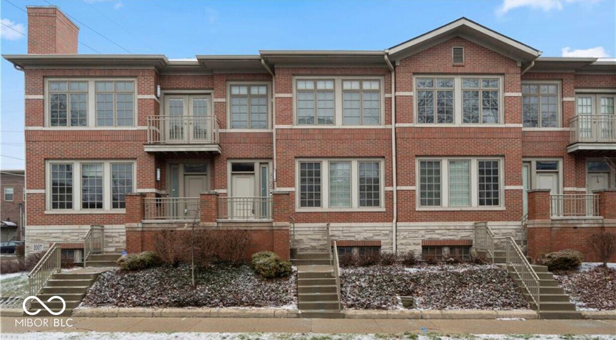 Foto principal - 2106 N Pennsylvania St