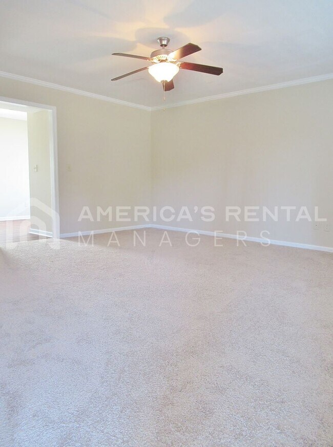 Foto del edificio - 16430 Partrich Blackburn Rd