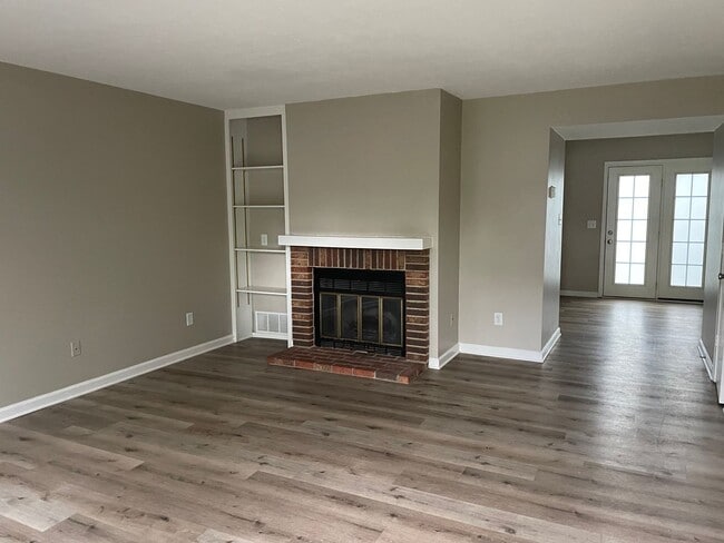 Foto del edificio - 2 bedroom 1.5 bath townhome