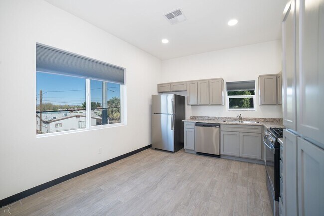 Foto del edificio - 195 N 17th Ave