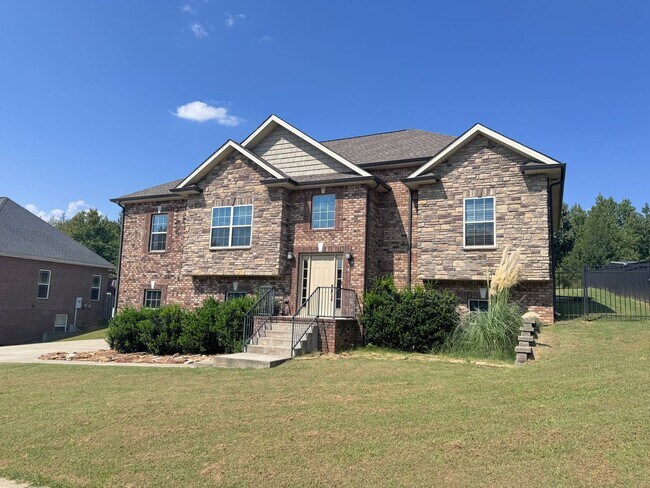 Building Photo - 3527 Rabbit Run Trail