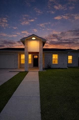 Foto del edificio - 2506 Bliss St