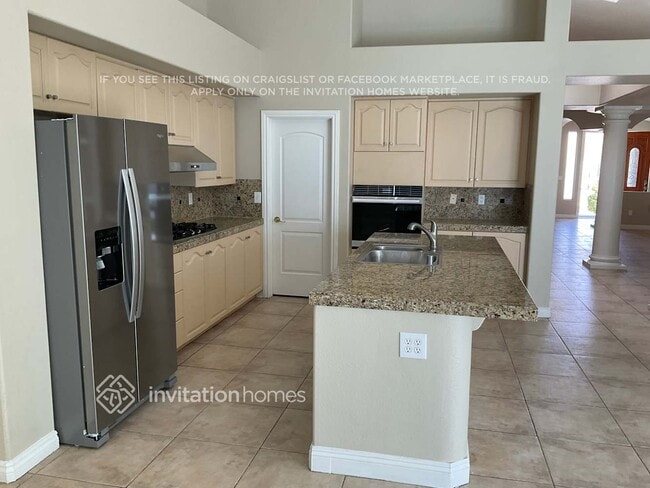 Building Photo - 8113 Sunset Cove Dr