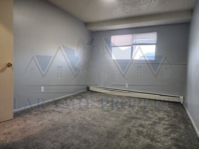 Foto del edificio - 2310 E Garfield St