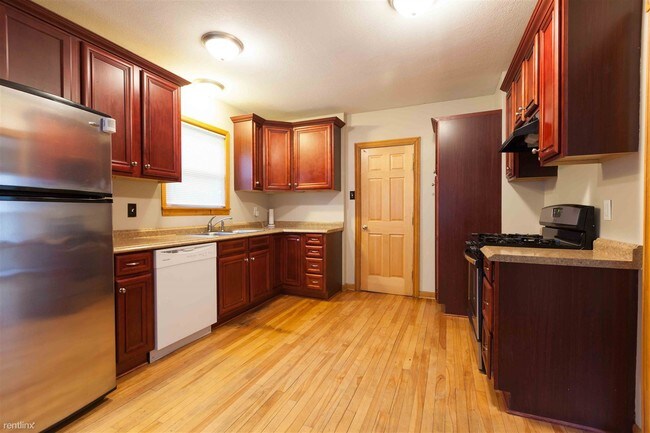 Foto del edificio - 3 br, 1.5 bath House - 2935 Sheridan Avenue N
