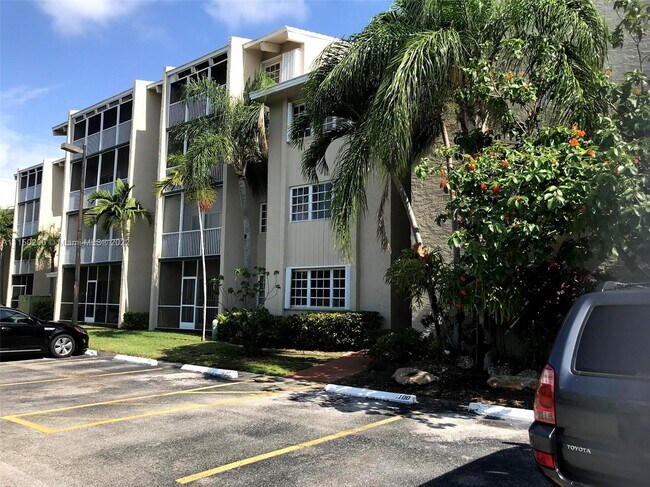 Building Photo - 21133 SW 85th Ave