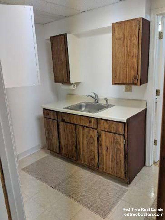 1 bedroom in Needham MA 02492 Condo for Rent in Needham, MA