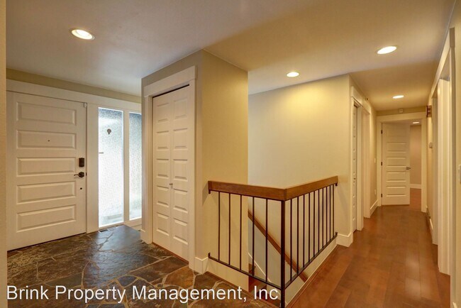 Building Photo - 4 br, 3 bath House - 4452 145th Ave SE