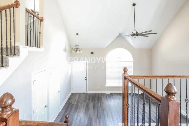 Foto del edificio - 18709 E 10th Terrace Ct N