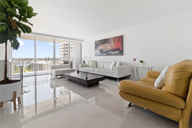 Foto del edificio - 18081 Biscayne Blvd