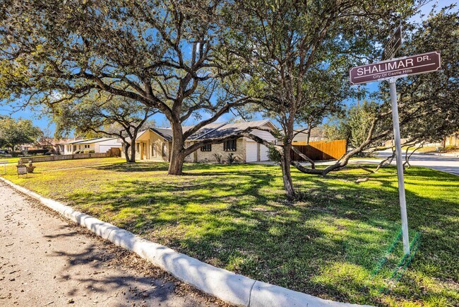 Building Photo - Castle Hills Home for Rent available for A...