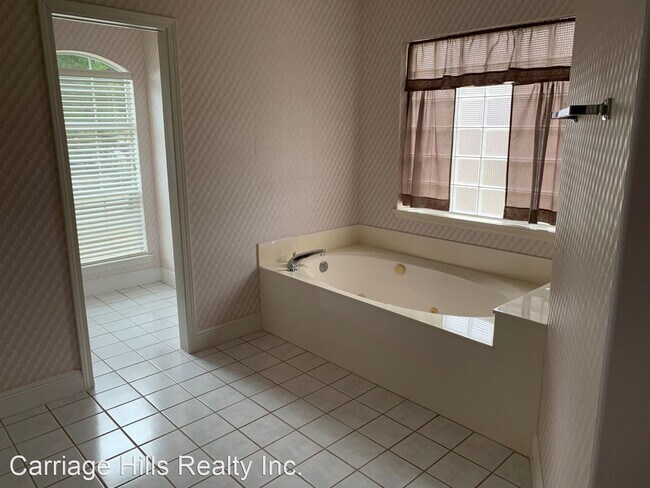Building Photo - 3 br, 2 bath House - 472 Ruckel Drive