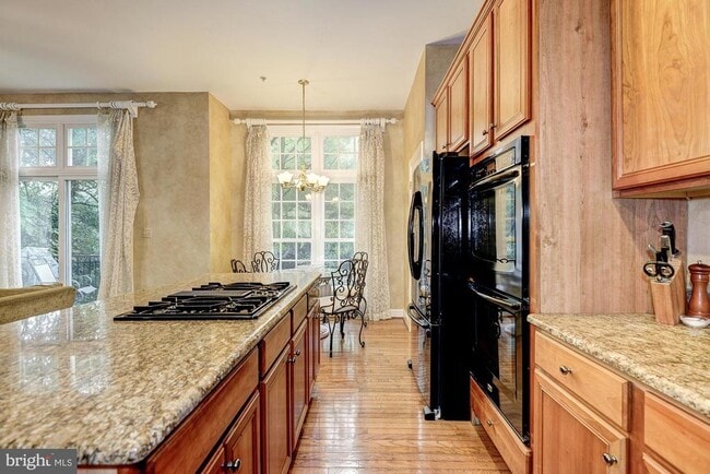 Building Photo - 1657 Colonial Hills Dr
