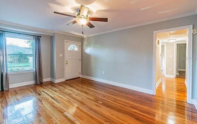 Building Photo - 3705 W Barcelona St - For Rent!