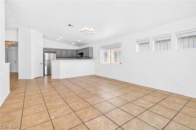Foto del edificio - 5683 Halvern Ave
