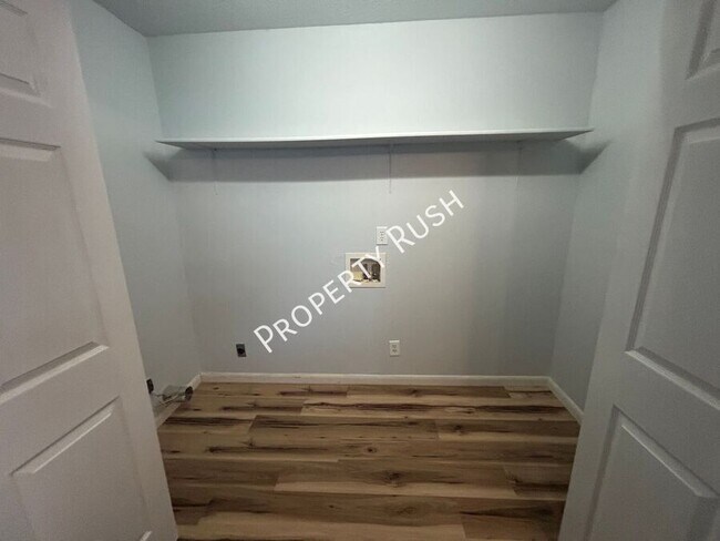 Building Photo - 3210 Joselin Ln
