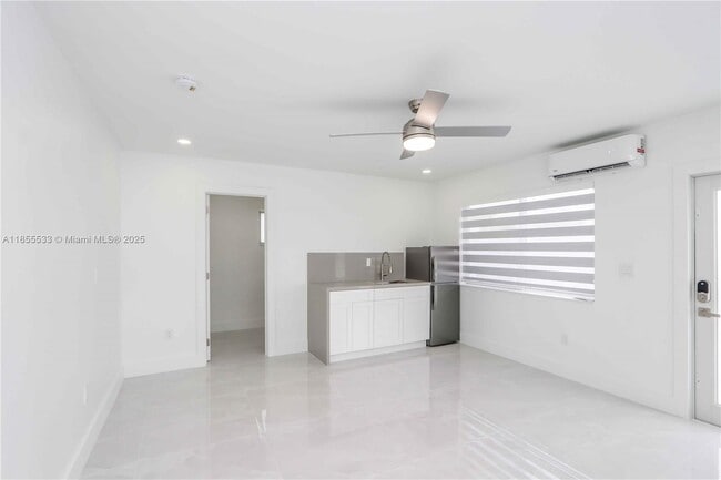 Foto del edificio - 11001 SW 220th St