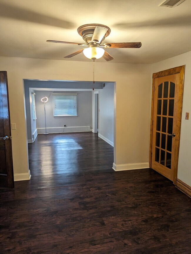Foto del edificio - 18233 Ridgewood Ave