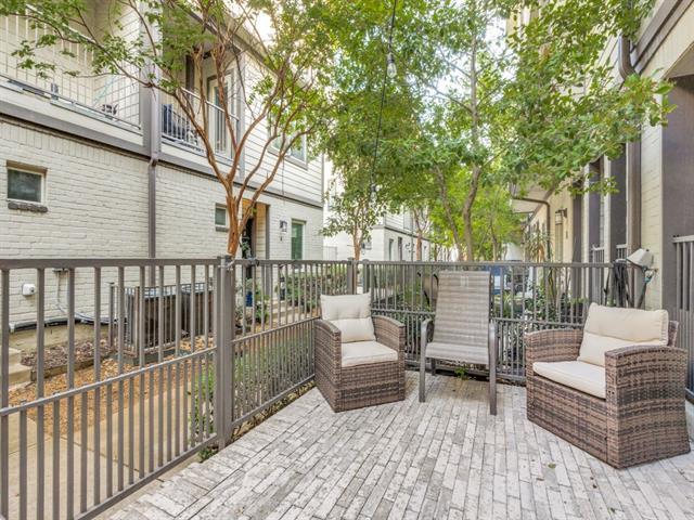 Foto del edificio - 5930 Hudson St