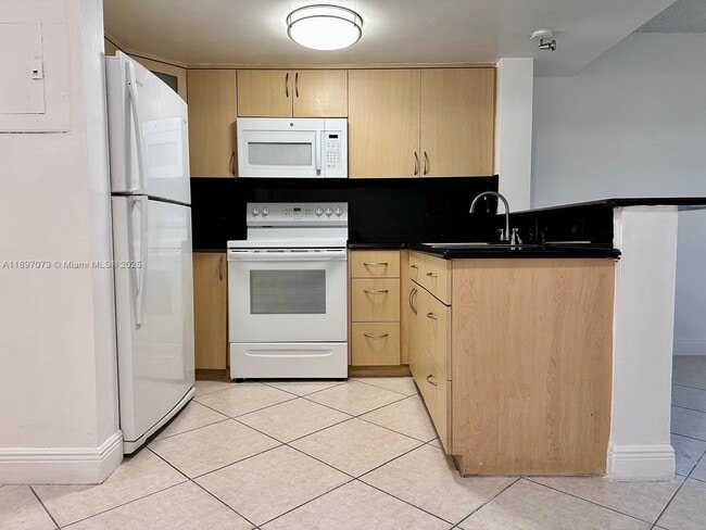 Foto del edificio - 510 NW 86th Pl