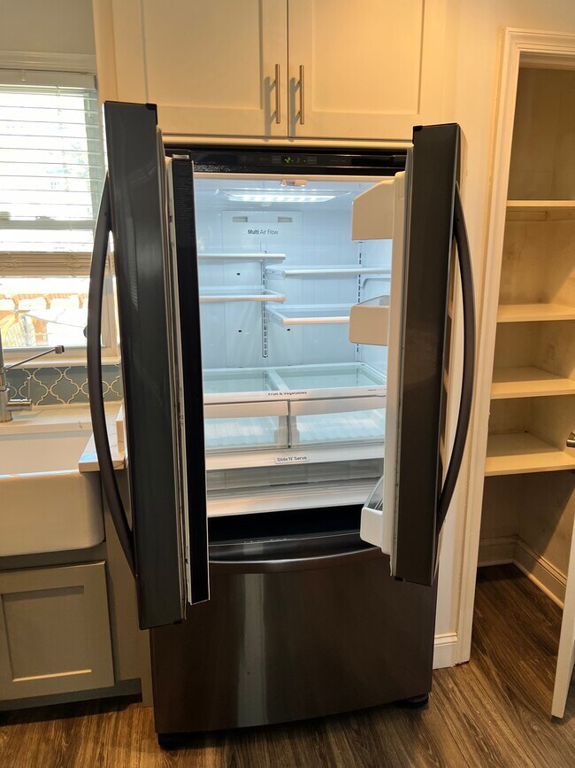 Building Photo - 3001 16th Rd S