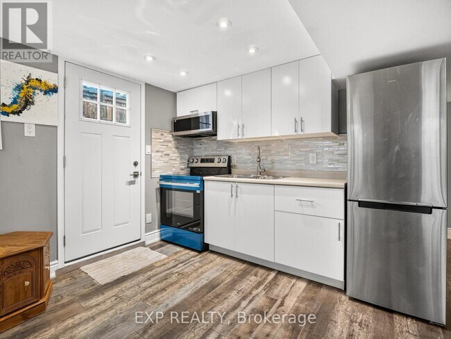 Photo du bâtiment - 6450 Caledonia St