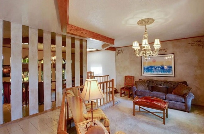 Foto del edificio - 2541 Taylor Ln