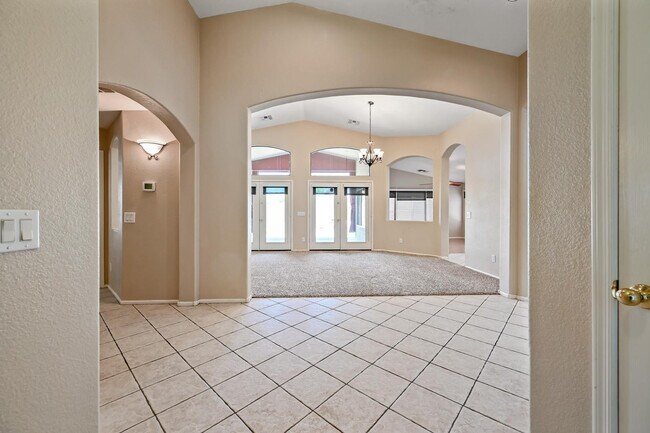 Foto del edificio - 8205 S 45th Ln