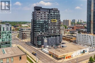 Building Photo - 1 Victoria St S
