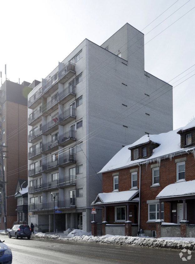 Primary Photo - 266 Bronson Avenue