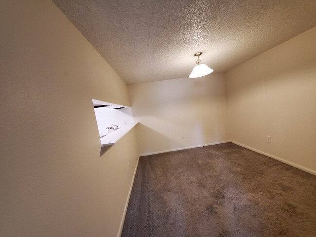 Foto del edificio - 12140 Huron St