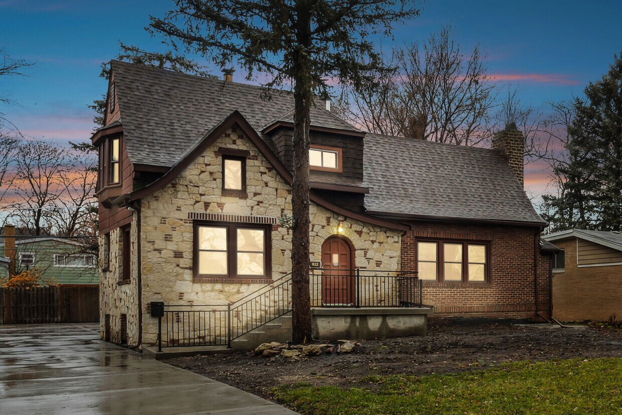 812 Phillippa St, Hinsdale, IL 60521 House Rental in Hinsdale, IL