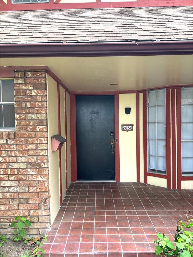 Foto del edificio - Impressive 5 Bedrooms & 3 full Bathroom Home