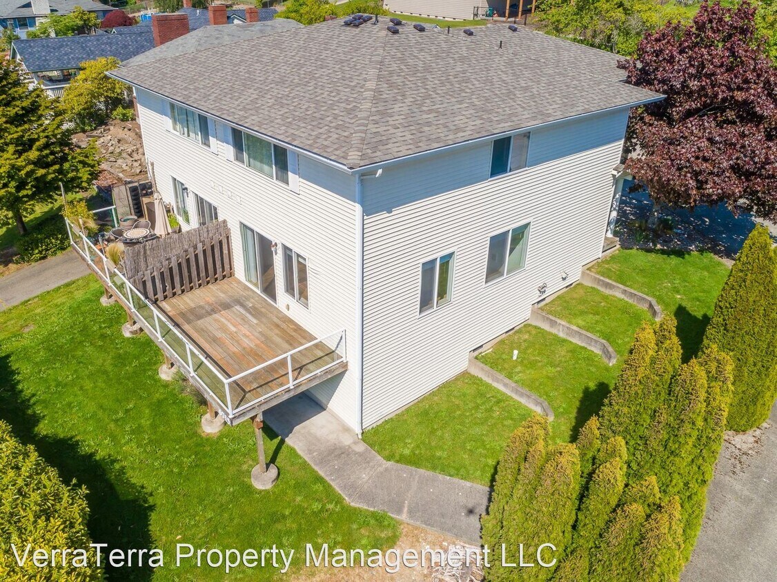 6715 East Side Dr NE, WA 98422 Apartment for Rent in WA