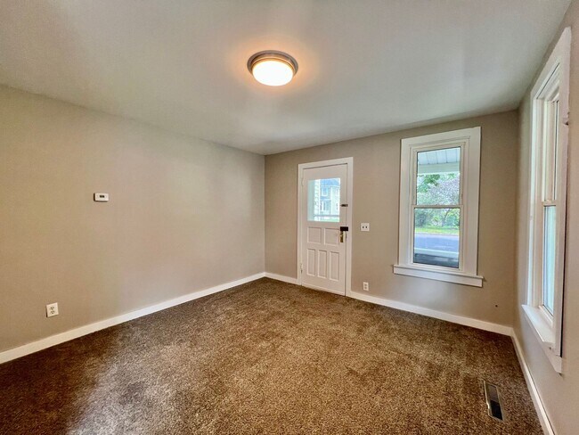Foto del edificio - 313 7th Ave SE