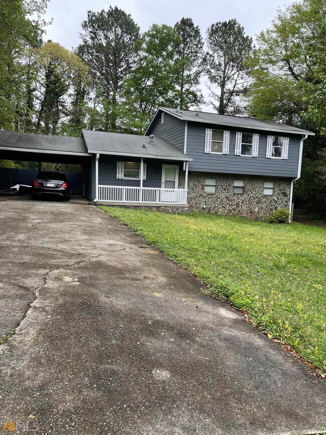 Foto del edificio - 67 Farmdale Ct