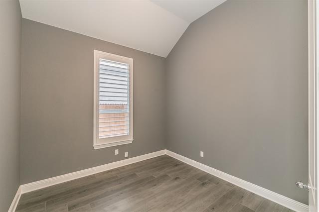 Foto del edificio - 6320 Whitebrush Pl