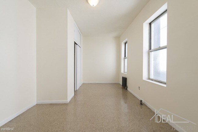 Foto del edificio - 2 br, 1 bath Apartment - 233 S 3rd St