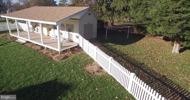 Building Photo - 8406 High Ridge Rd