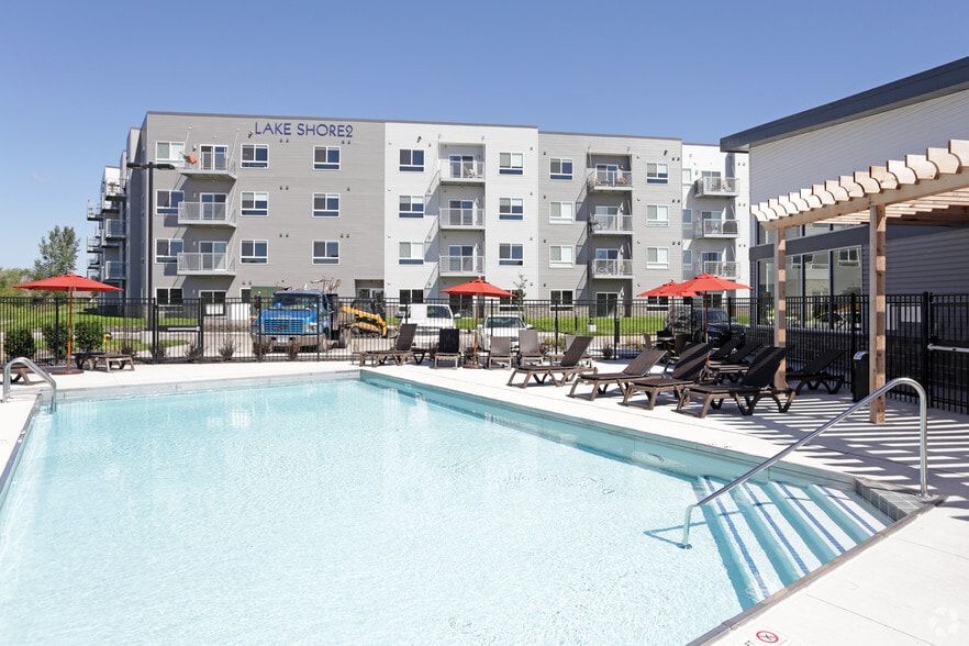 Lake Shore Apartments Rentals Ankeny, IA