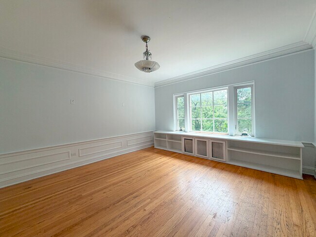 Foto del edificio - 2712 W Logan Blvd