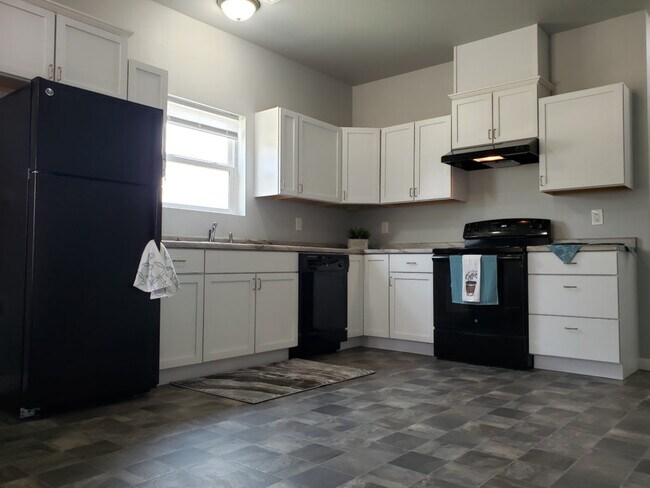 Foto del edificio - Syracuse Townhomes