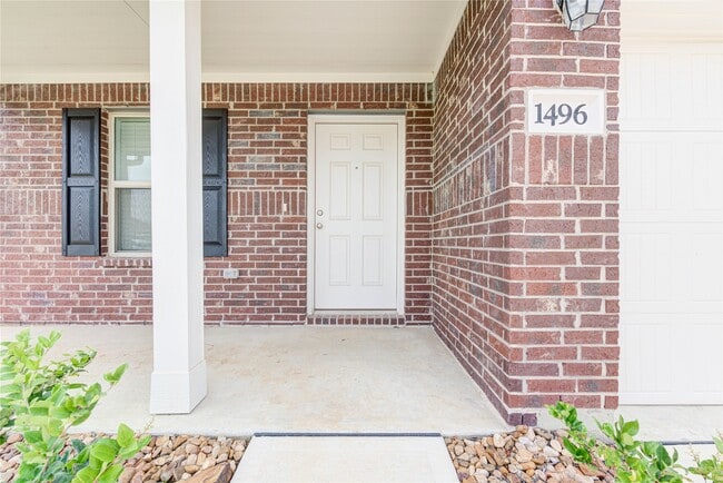 Building Photo - 1496 Twilight Grn Dr